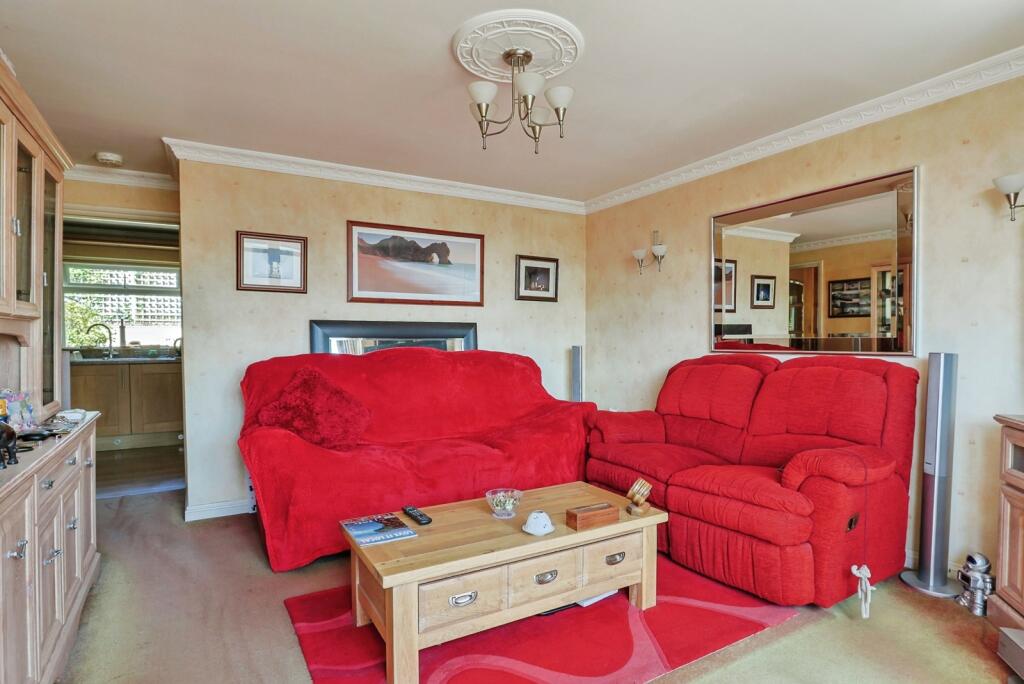South Western Crescent, Poole, Dorset, BH14 - View 3