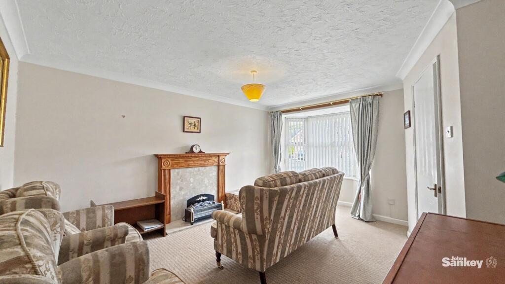 Johnson Drive, Mansfield, NG18 photo 2