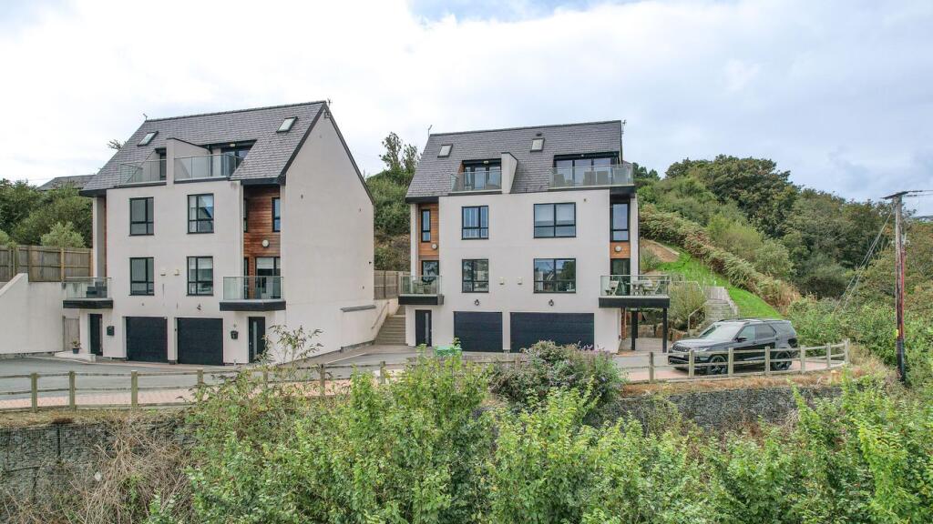 Main image of property: Hafan Yr Harbwr, Abersoch, Pwllheli, LL53