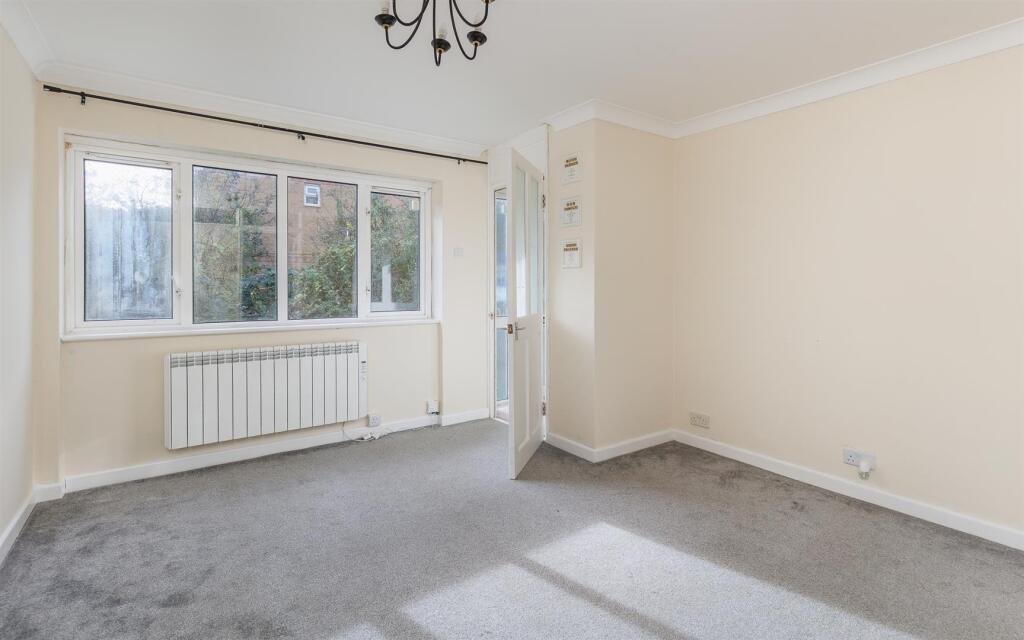 House in Cowes, Isle of Wight - View 3