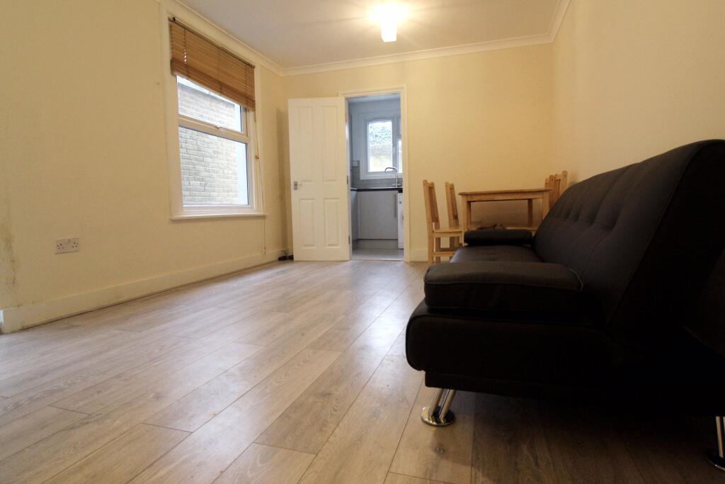 Apartment in London, Clapham - View 3