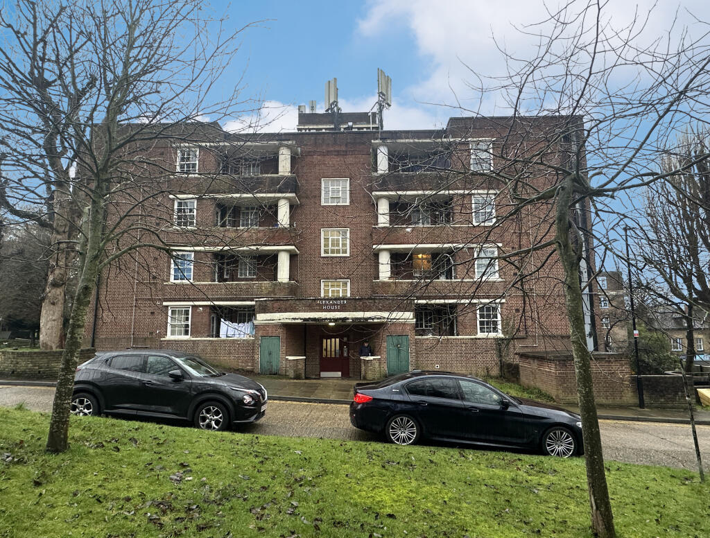 Main image of property: Flat 1 Alexander House, Hillcrest, Highgate, London, N6