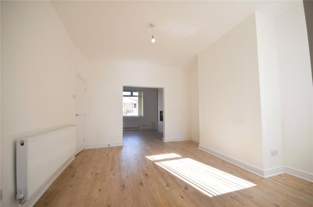 House in Salford, Greater Manchester - View 4
