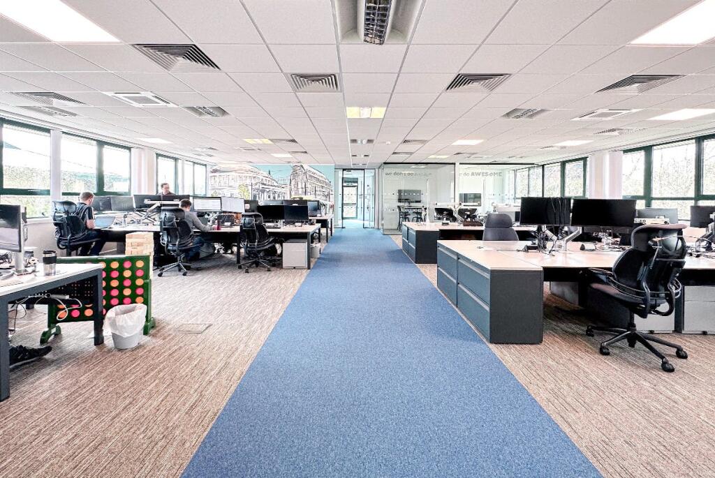 Lindley court_office to let_0004_Layer 4.jpg