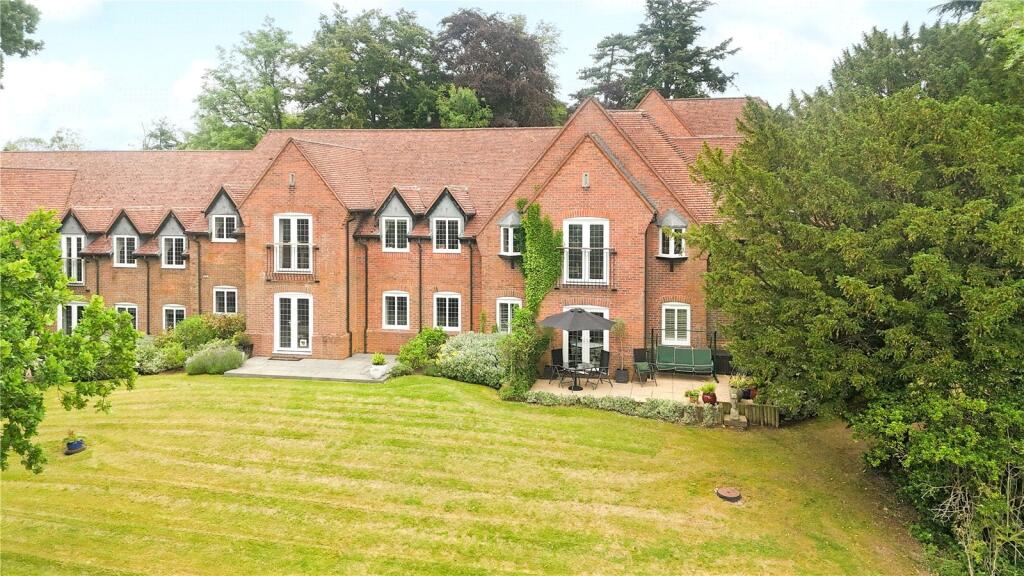 Main image of property: Lea End Lane, Birmingham, Worcestershire, B38