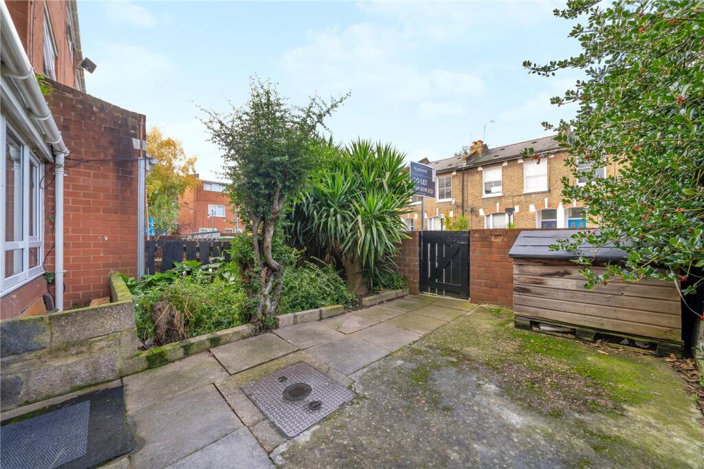 Apartment in London - View 4
