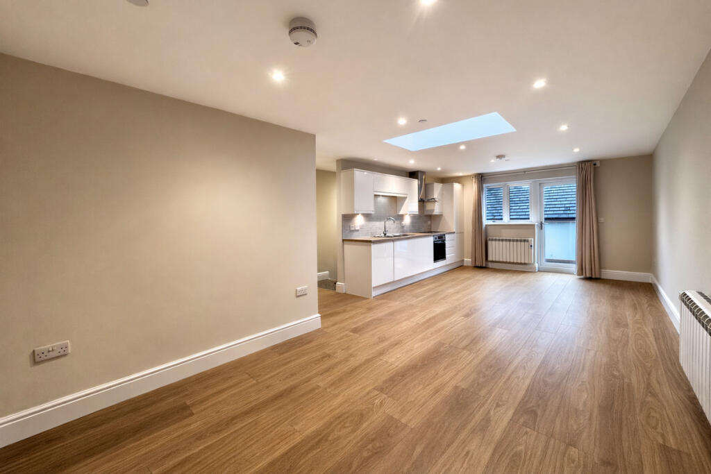 Apartment in Exeter - View 5