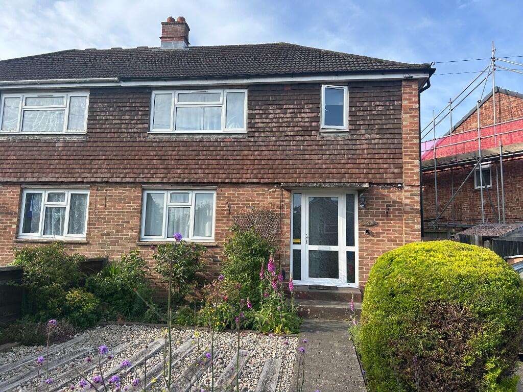 3-bed semi-detached on Jellicoe Road, Ryde, Isle Of Wight, PO33, £225,000