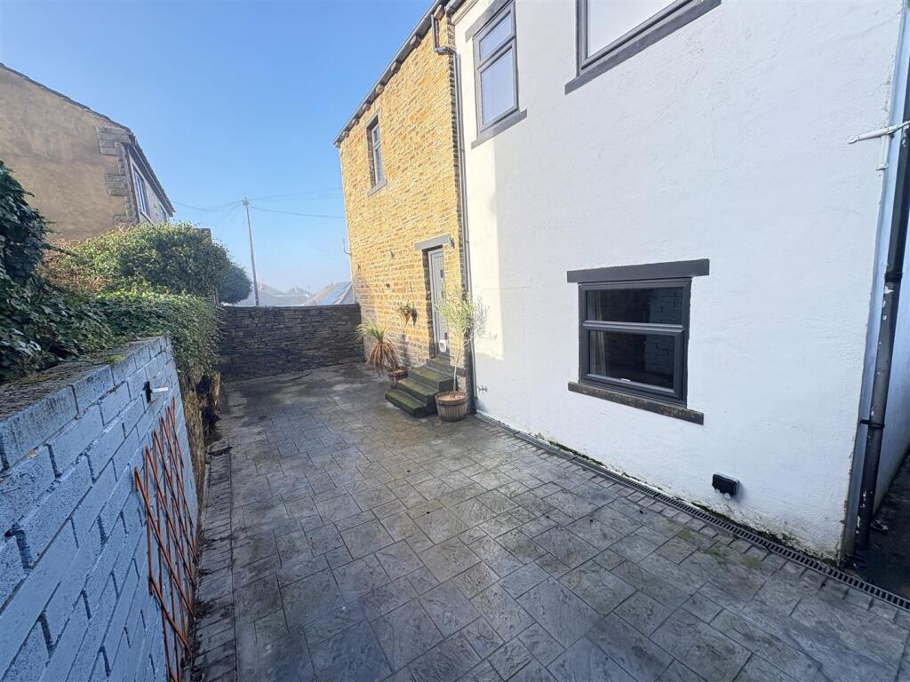 Additional image 16 of Crag Hill Road, Thackley, Bradford