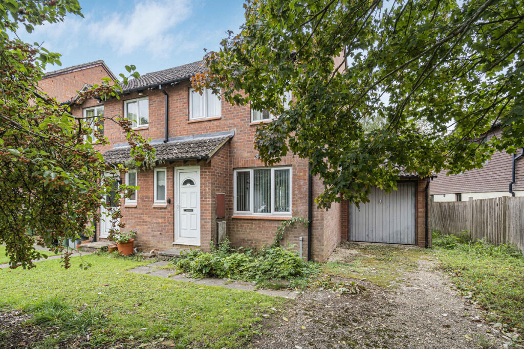 3-bed semi-detached on Orchard Road, Oxford, OX2, £400,000
