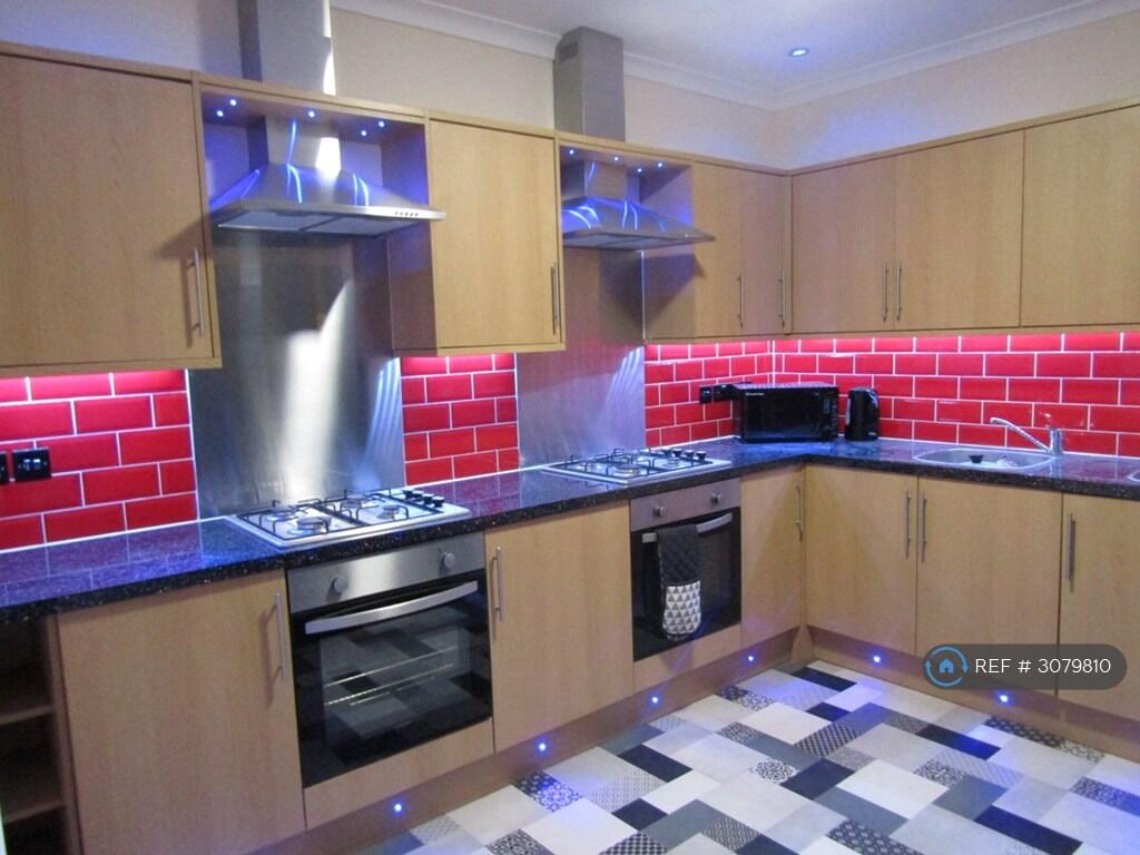Main image of property: Junction Road, Reading, RG1