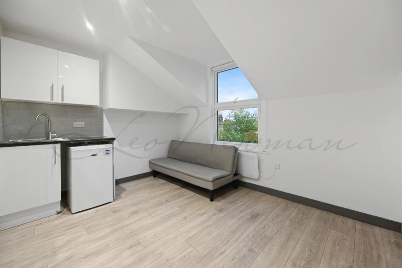 Main image of property: Dafforne Road, Balham, SW17