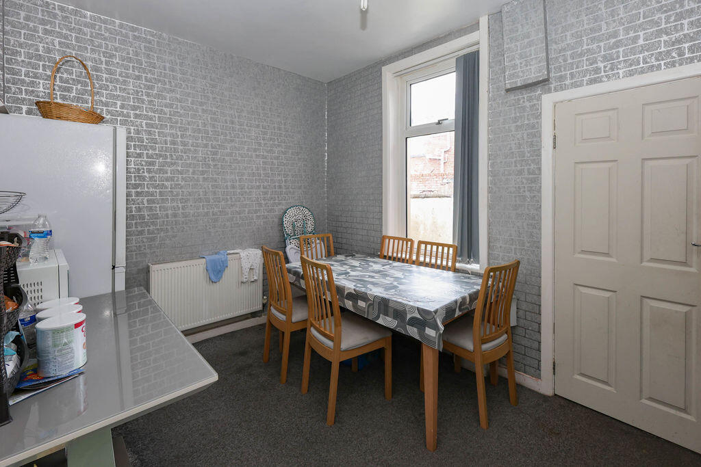 House in Oldham - View 5