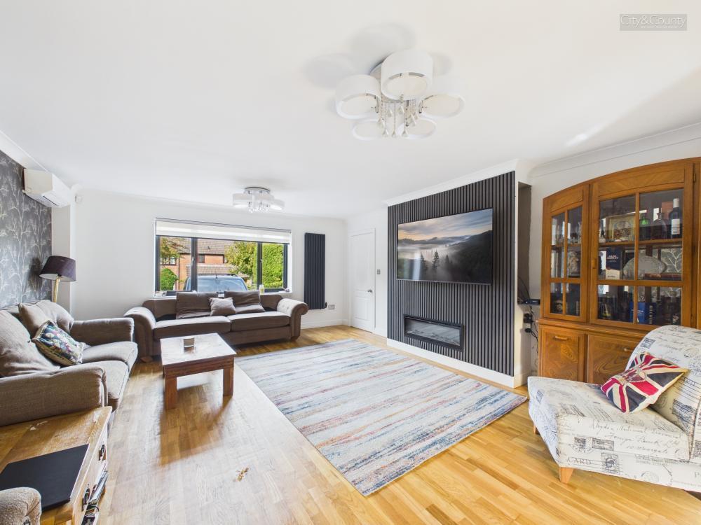 House in Peterborough, Orton Waterville - View 2