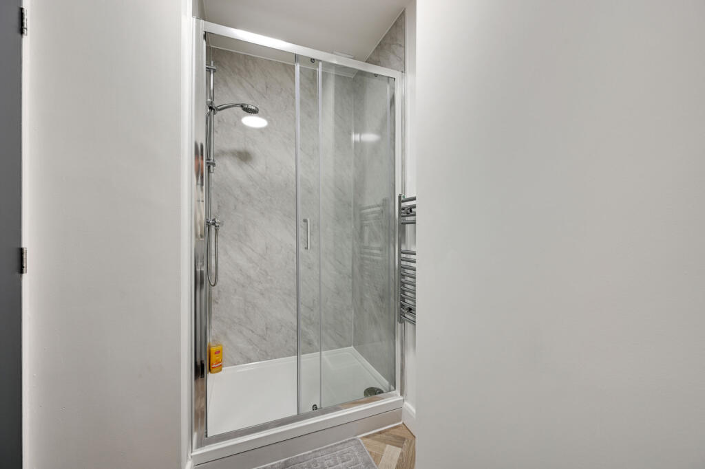 Additional image 95 of Church Street, Burnley, Lancashire, BB11 2RS