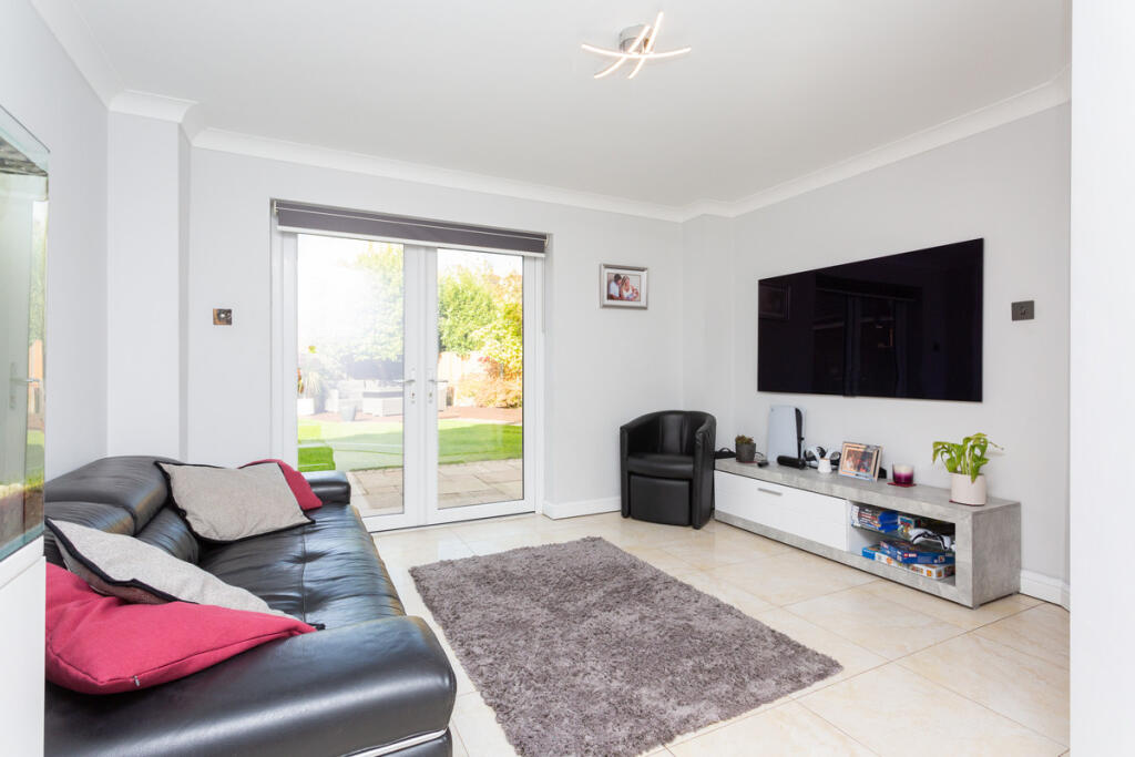 House in Preston, Lea - View 5