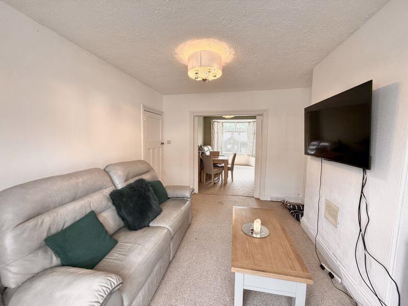 Ridge Park Avenue, Plymouth Chain free set over 3 floors  photo 4