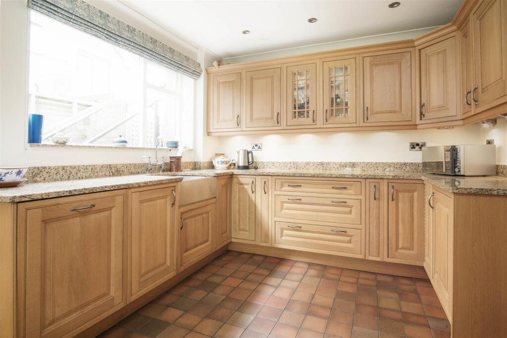 House in York - View 4