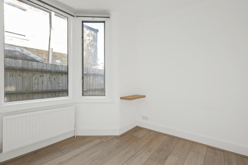 2 bedroom ground floor flat for rent