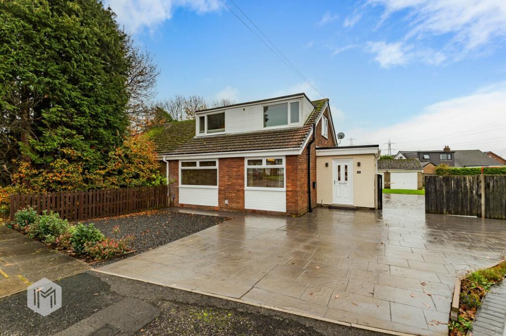 4-bed semi-detached on Wentworth Close, Radcliffe, M26, £340,000