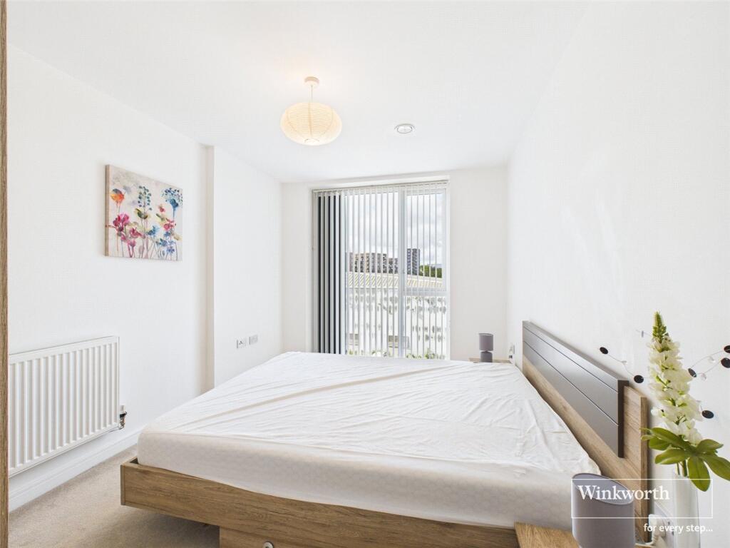 Apartment in Reading - More
