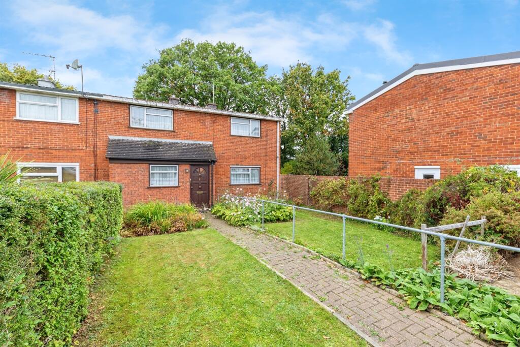 Main image of property: Shackledell, Stevenage