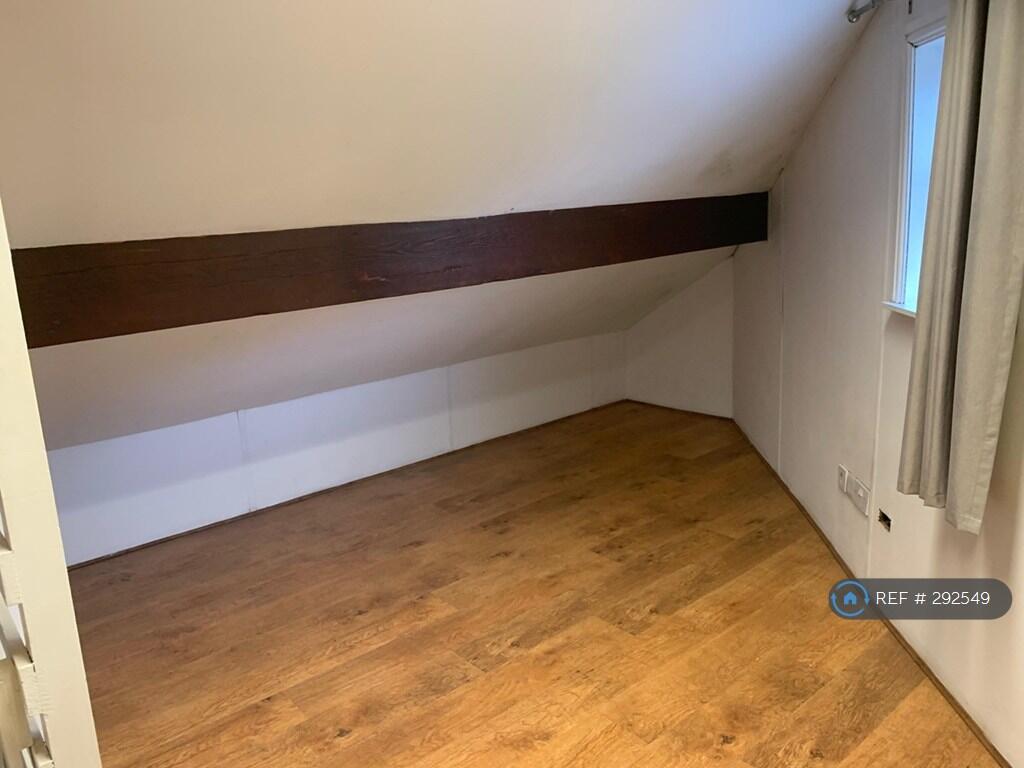 Chatburn Road, Clitheroe, BB7 - View 6