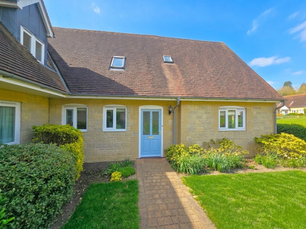 Main image of property: Garden Walk, Maidstone, Kent, ME15