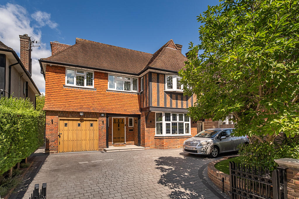 Main image of property: Bedford Hill, London, SW16