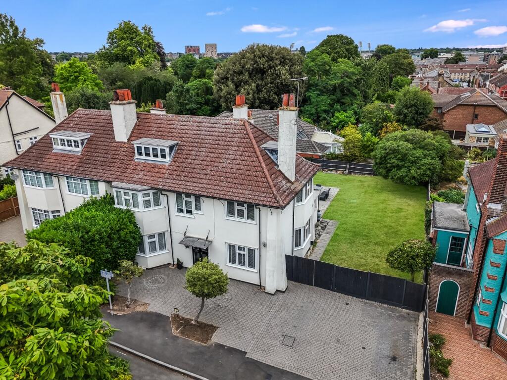 Main image of property: Southborough Road, Old Moulsham, Chelmsford, Essex, CM2