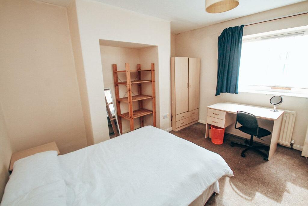 Flat 1, 65 Claypath, Durham - View 3