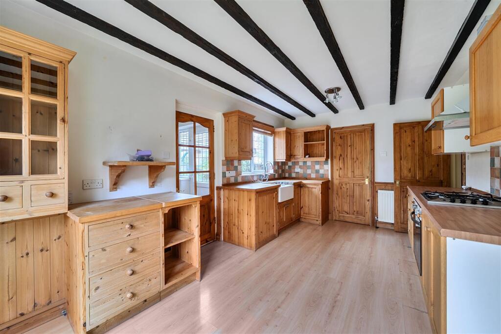 House in Dorchester - View 5