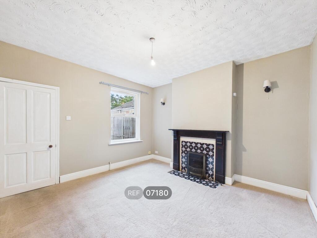 House in Peterborough - View 5