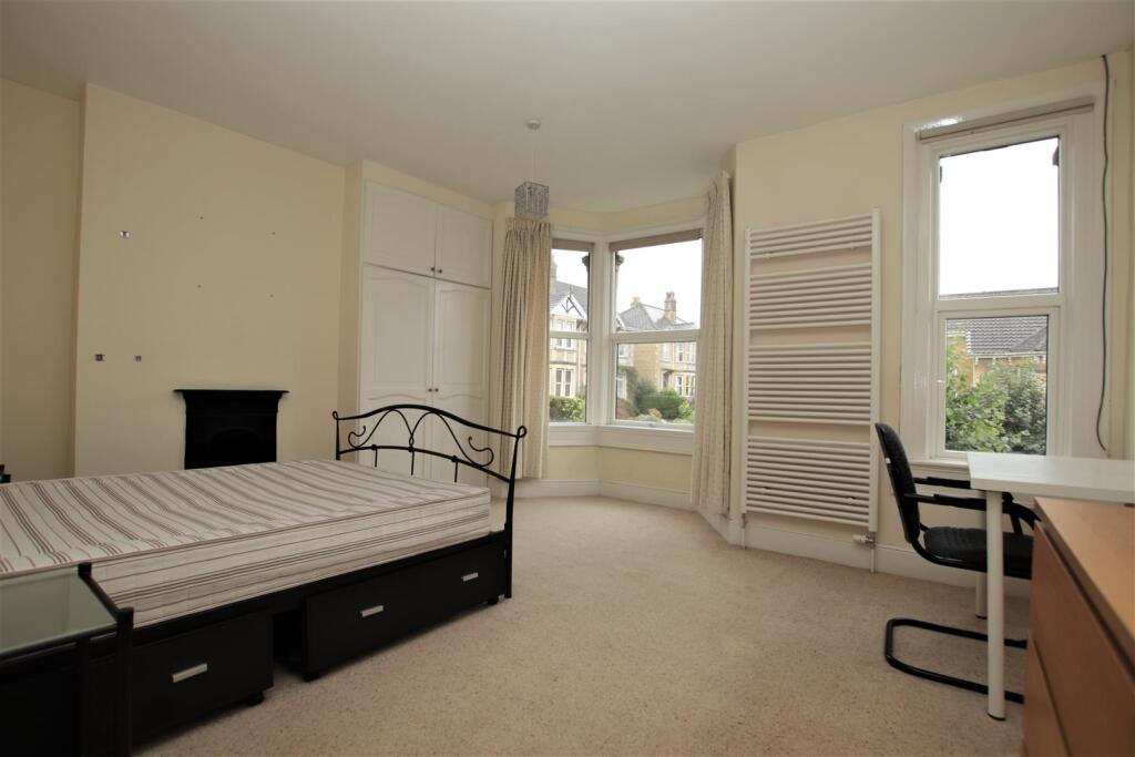 Kipling Avenue, BA2 4RB