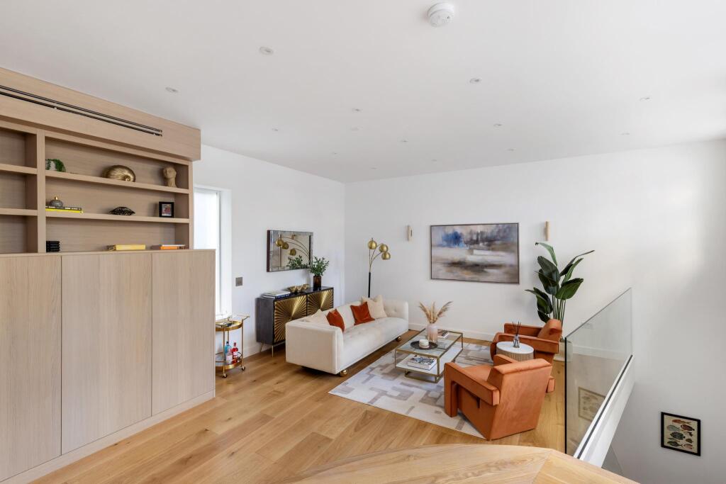 House in London - View 5