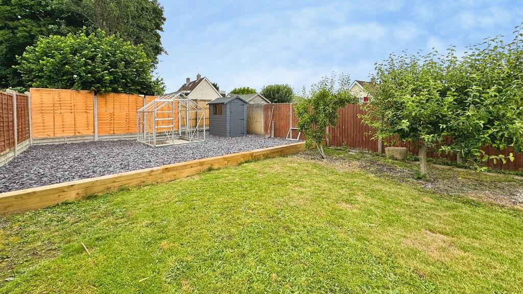 Langholm Avenue, Warminster - View 2