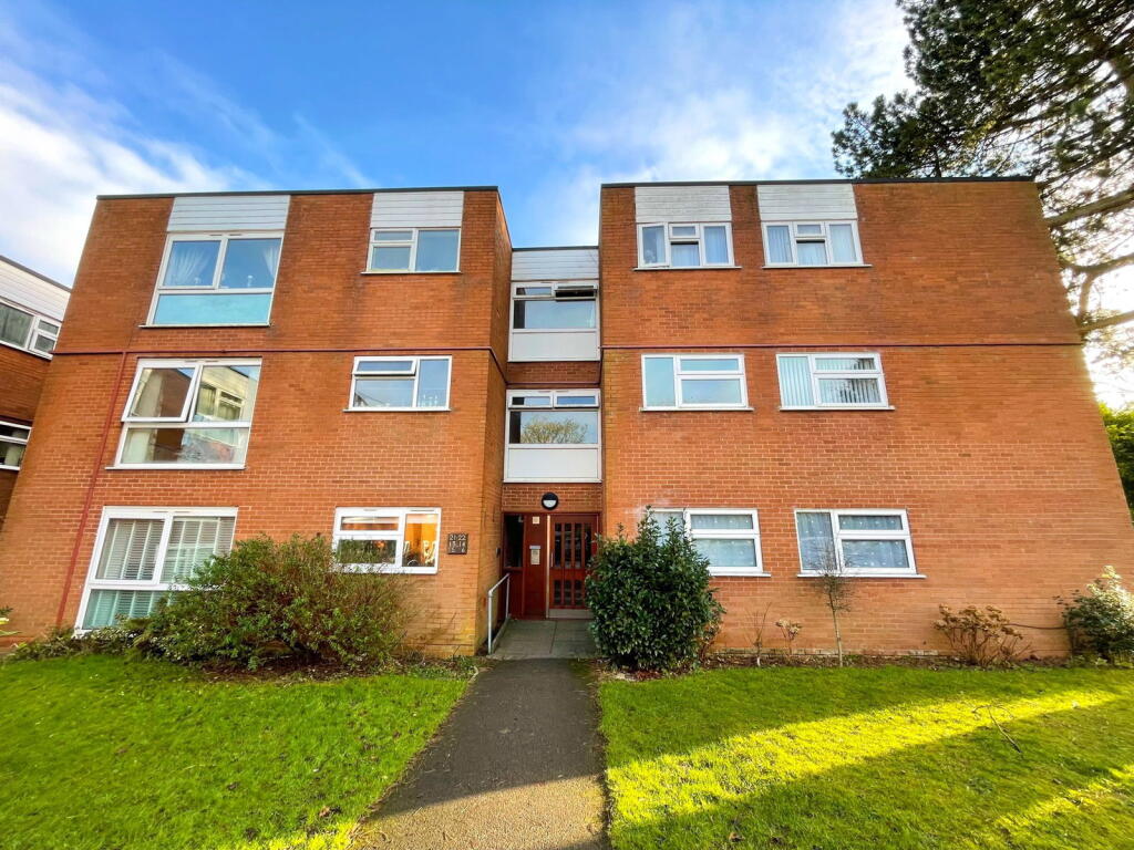 21 Park Wood Court, Walsall Road, Four Oaks, Sutton Coldfield, B74 4QJ