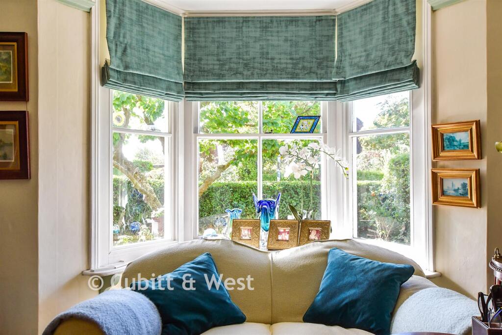 House in Brighton - View 5