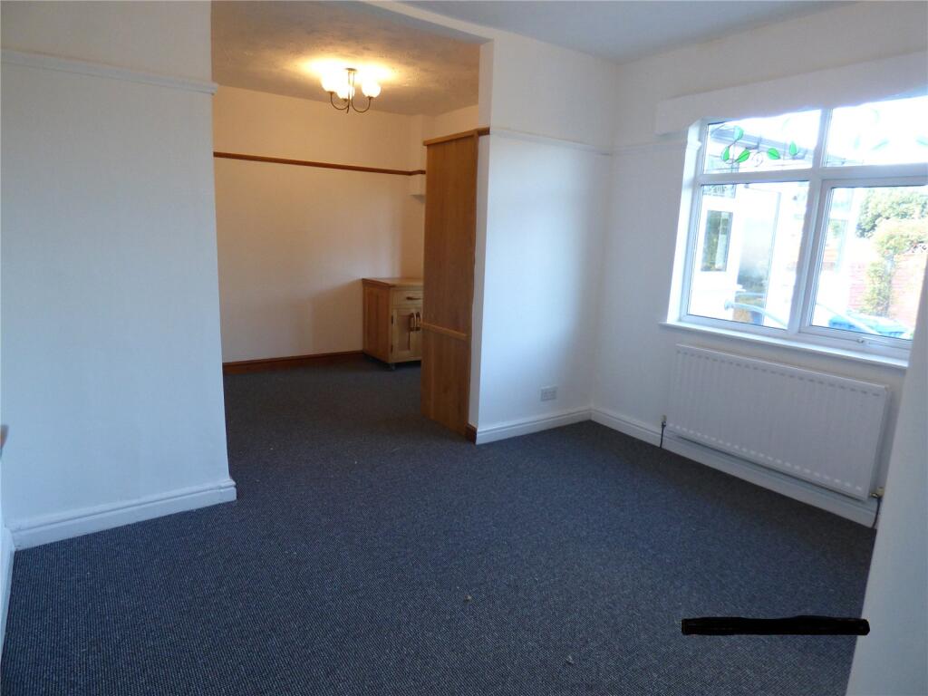 Victoria Road West, Prestatyn, Denbighshire, LL19 photo 4