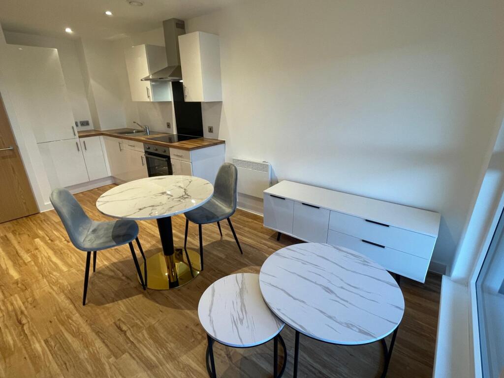 Apartment in Manchester - View 2