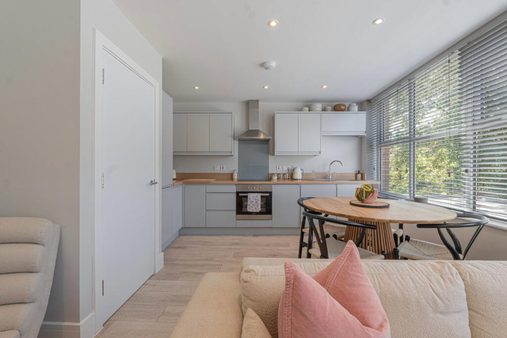 Apartment in Birmingham - View 5