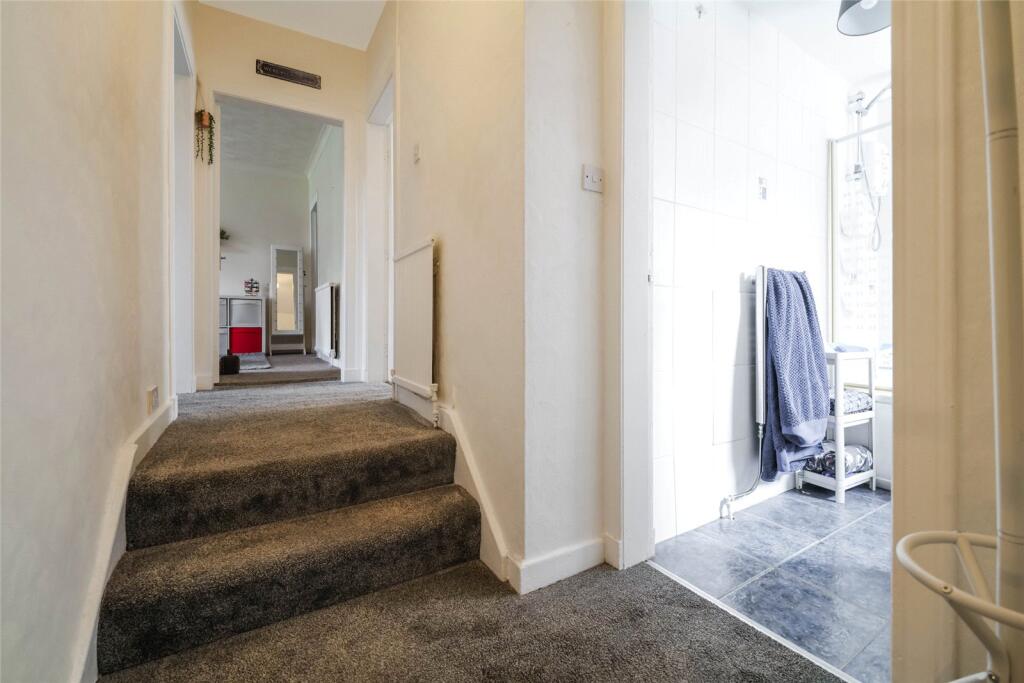 Apartment in Glasgow - View 2
