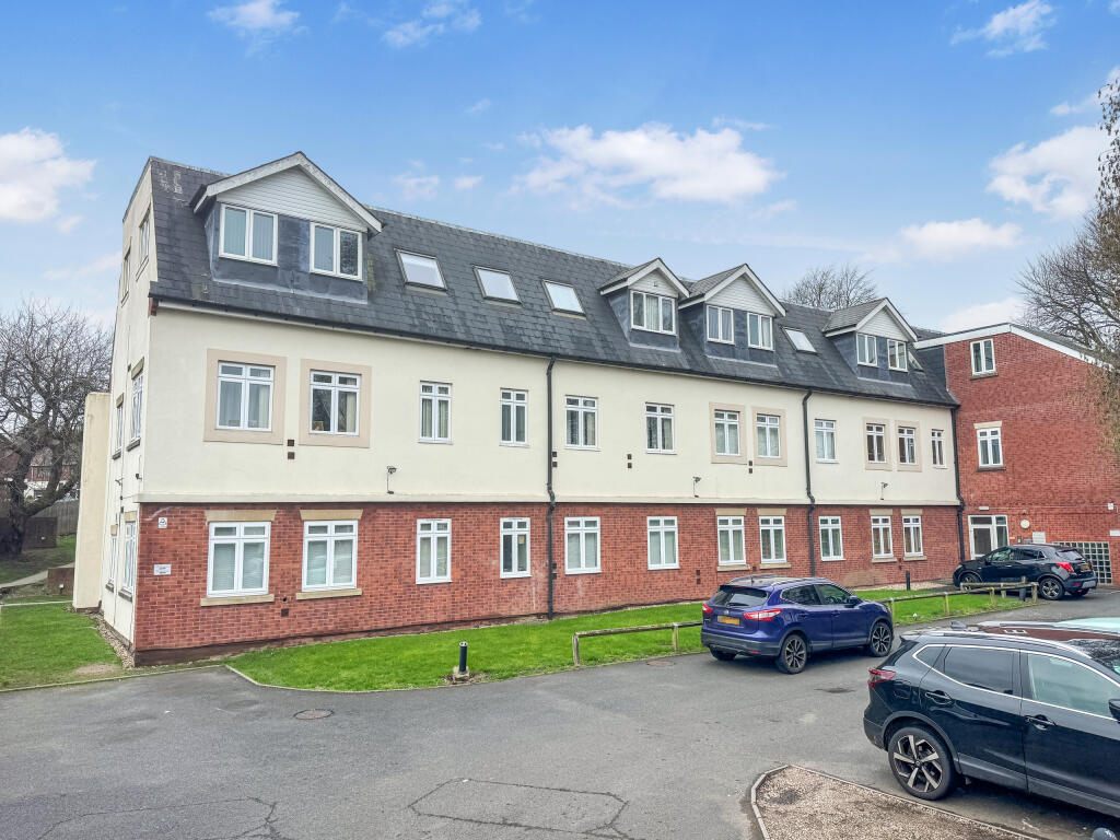 Main image of property: Flat 9, 364 Birmingham New Road, Oaklands Court, Bilston, West Midlands