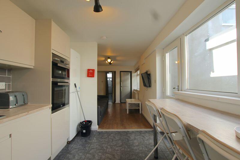 House in Cardiff, Cathays - View 3
