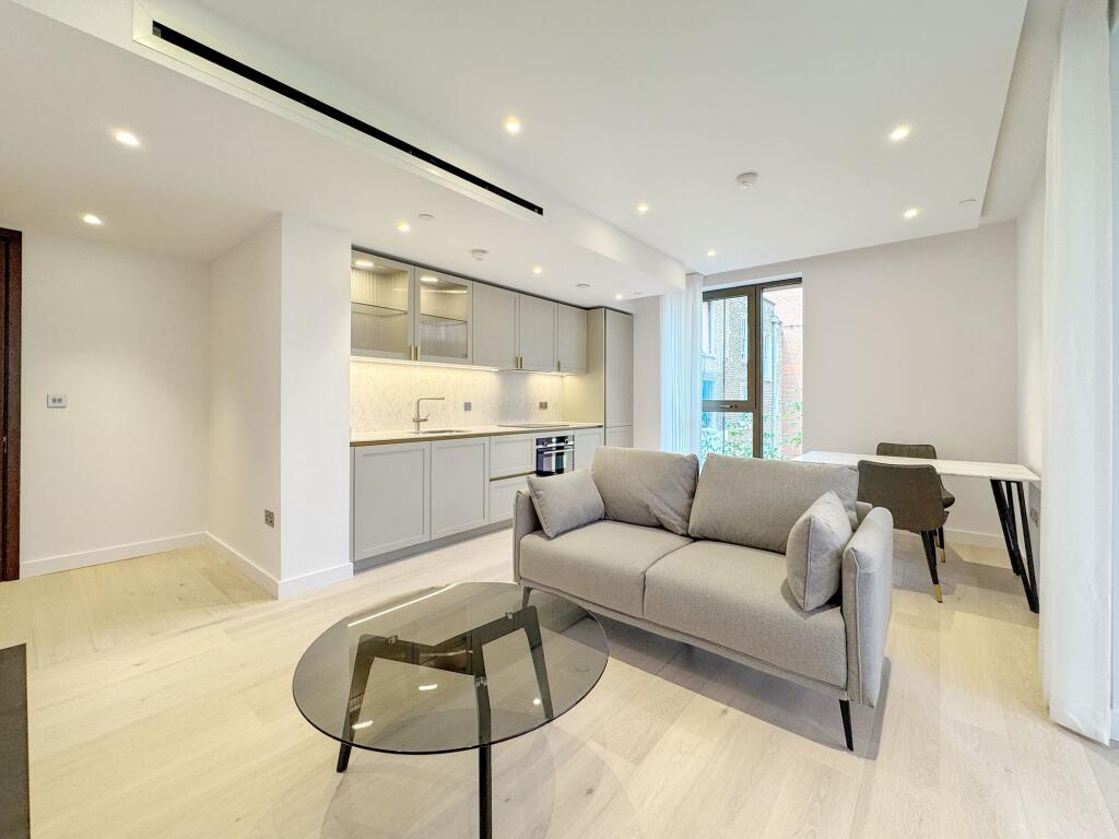 Apartment in London - View 2