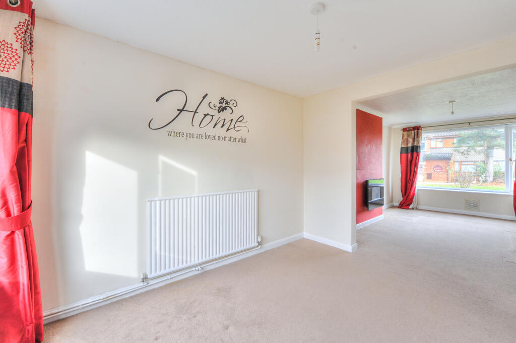 House in Milton Keynes, West Bletchley - More