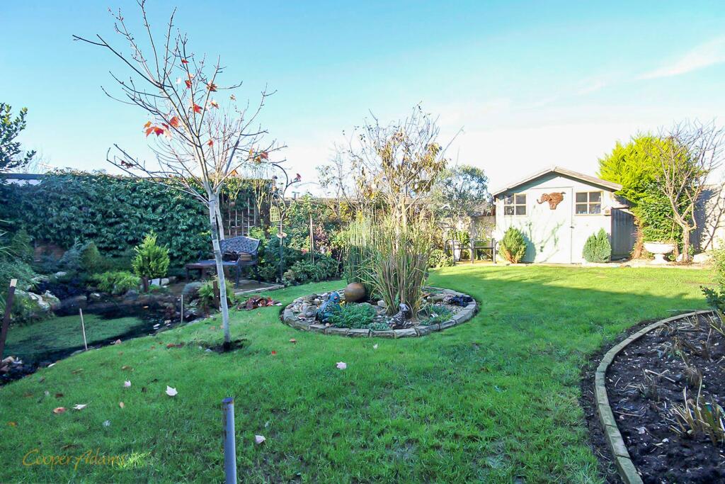 Mill Road Avenue, Angmering, BN16 photo 4
