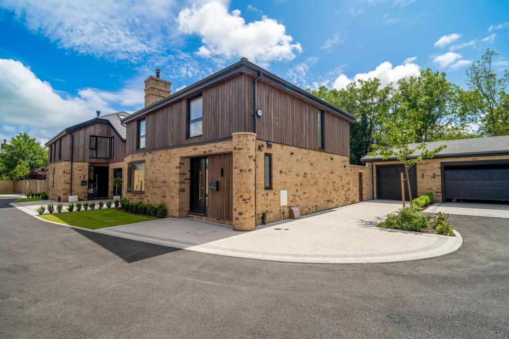 Main image of property: Fieldstone Gardens, Stalmine, FY6