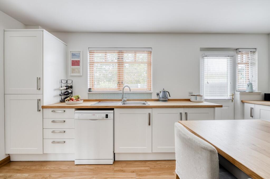 Bankmill View, Penicuik, EH26 - More