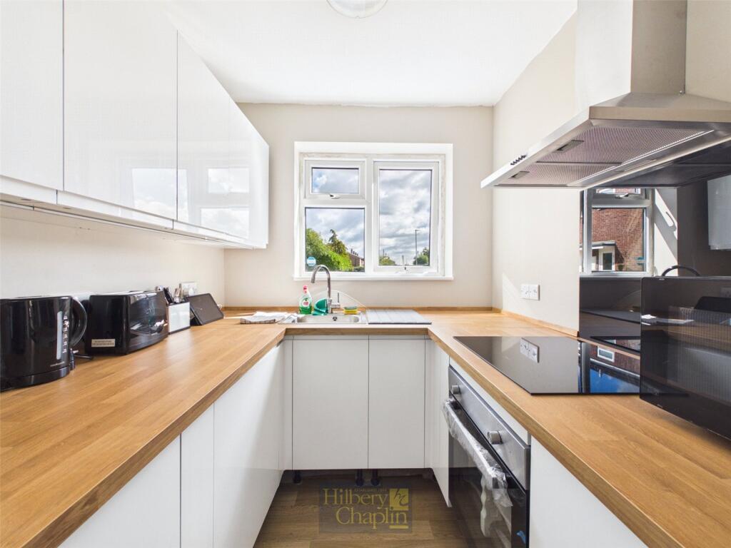 House in Basildon, Essex - View 5